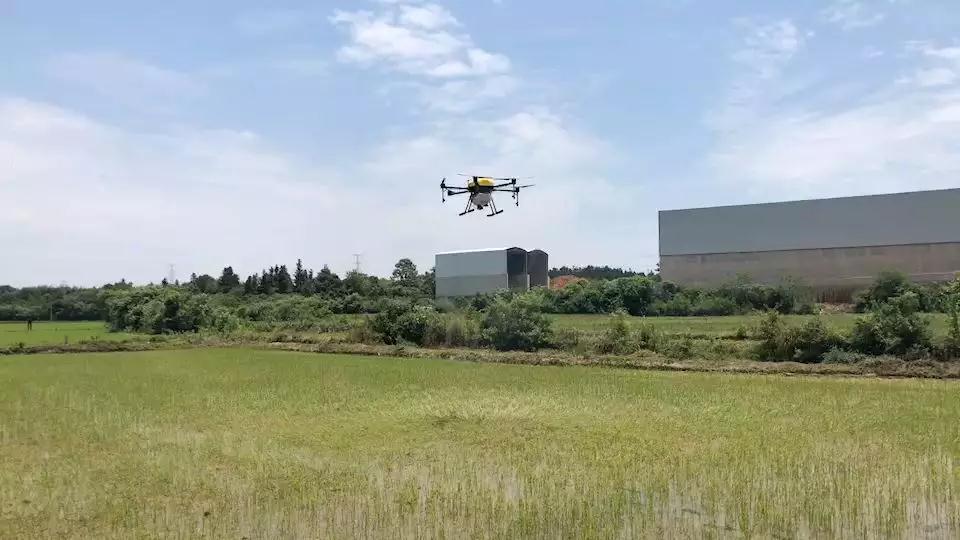 农林喷洒，无人机飞防至关重要