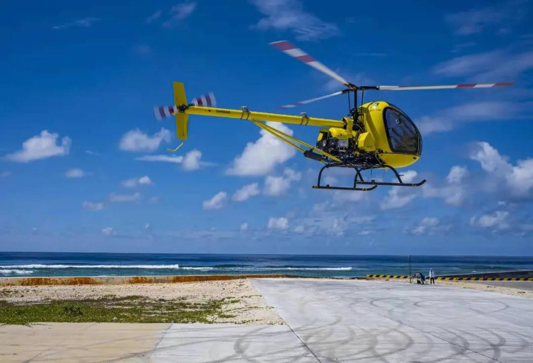 与来自海内外10000余份作品的比拼中，小白虎无人驾驶直升机获得“天工杯”工业设计大赛唯一金奖