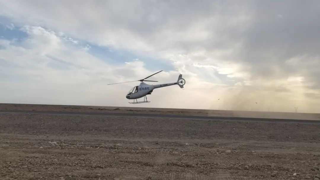赣翔通航在新疆罗布泊、巴丹吉林沙漠两地开展直升机科考巡查任务